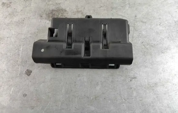 Mercedes-Benz S W222 Battery box tray cover/lid a2465410305