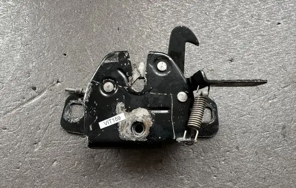 Nissan Patrol Y60 Tie down hook / loop 65601C7160