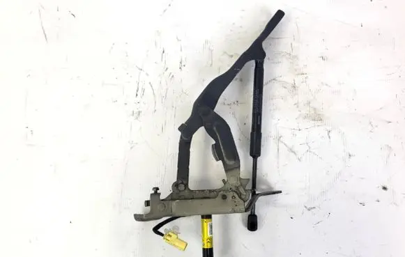KIA Stinger Engine bonnet/hood hinges