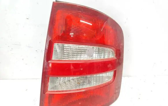 Skoda Fabia Mk1 (6Y) Rear/tail lights 6Y9945112B 6Y9945096B
