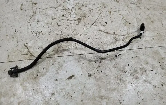 Volvo S60 Engine coolant pipe/hose