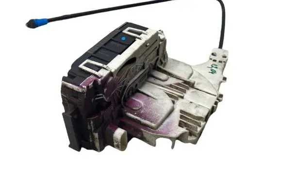 Volkswagen Crafter Front door lock A9067200235