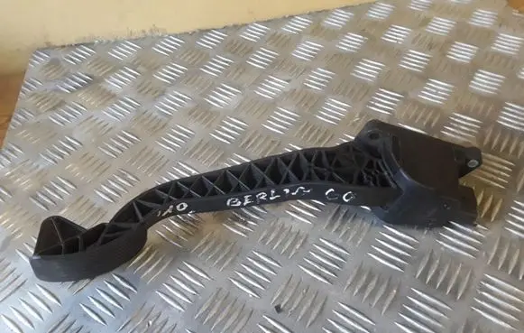 Citroen Berlingo Accelerator throttle pedal 0280755168 9671416980