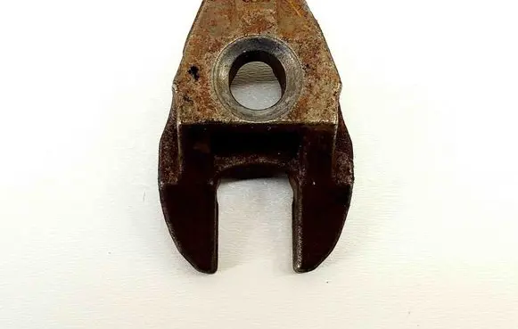 Citroen C4 II Picasso Fuel Injector clamp holder