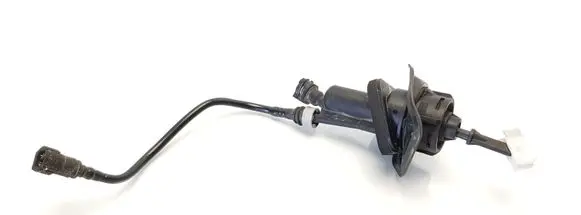 Ford Focus Clutch master cylinder 3M517A543AE