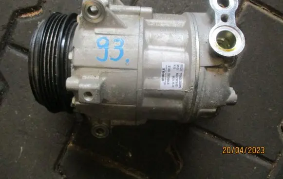 Seat Toledo I (1L) Air conditioning (A/C) compressor (pump) 820803