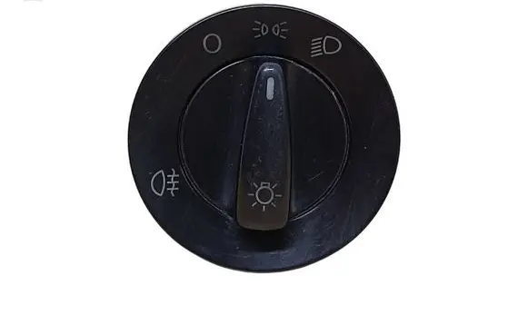 Volkswagen Golf IV Light switch 1C0941531