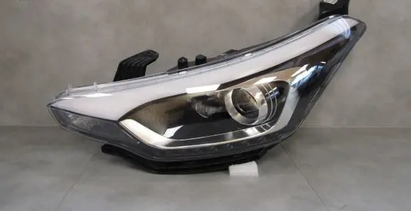 Hyundai i20 (GB IB) Headlight/headlamp 01048799900010 140420170904 0006801404170