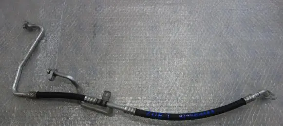 Renault Zoe Air conditioning (A/C) pipe/hose 924480658R