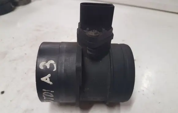 Audi A3 S3 8P Mass air flow meter 0281002461