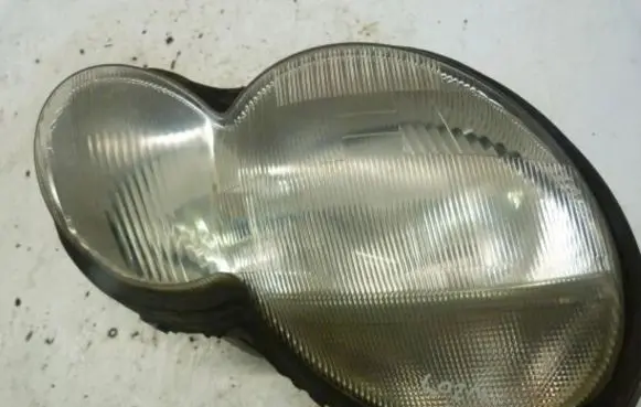 Mercedes-Benz C W203 Headlight/headlamp
