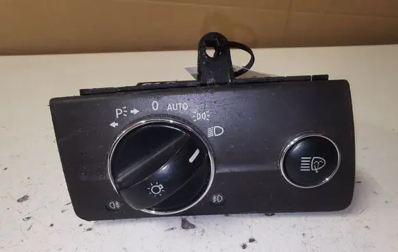 Mercedes-Benz E W211 Light switch 2115450104 04056000