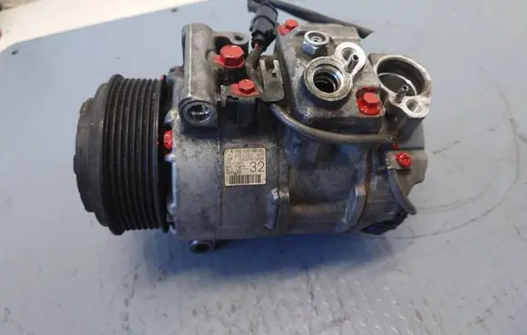 Mercedes-Benz E W212 Air conditioning (A/C) compressor (pump) A0022303211 0022303211