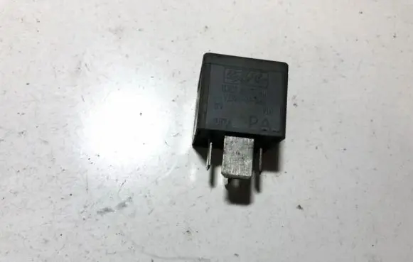Ford Focus Other relay 5m5t14b192ea v23136j4x62