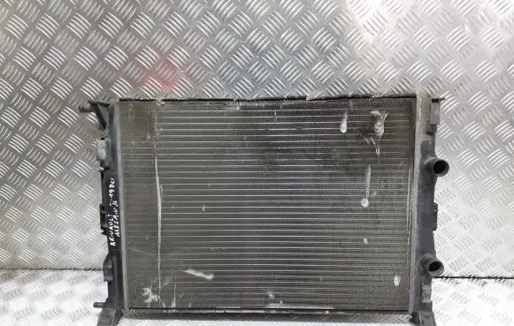 Renault Megane II Coolant radiator 8200115542