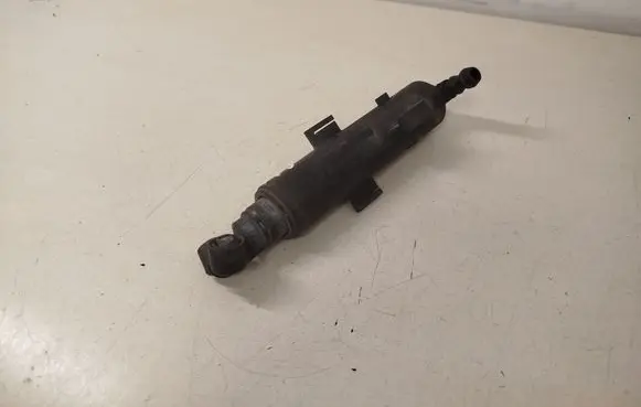 Headlight washer spray nozzle