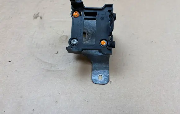 Tesla Model X Blind spot radar bracket 104709600G