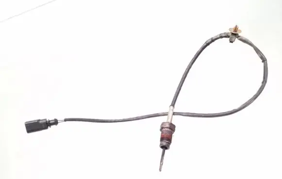 Audi A4 S4 B8 8K Exhaust gas temperature sensor 03L906088AQ