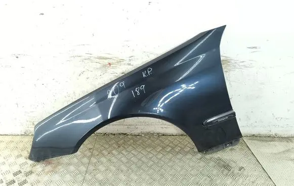 Mercedes-Benz CLK A209 C209 Fender A2098800318