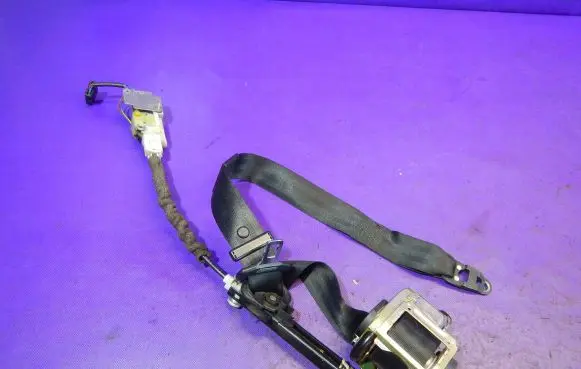 Audi A8 S8 D3 4E Front seatbelt 4E1857705