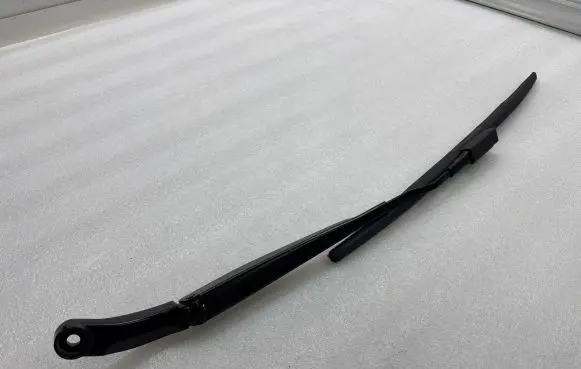 Ford Mustang VI Front wiper blade arm W000054893C
