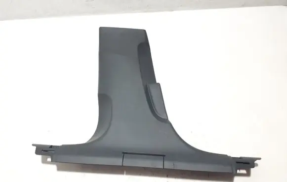 (B) pillar trim (bottom)