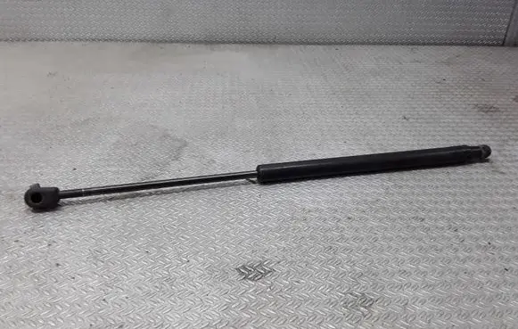 Hyundai Getz Tailgate/trunk strut/damper 817701C001