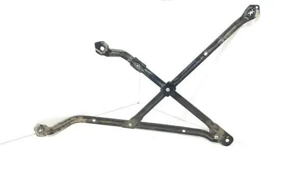 Citroen DS5 Fuel tank mounting bracket 7520085AA