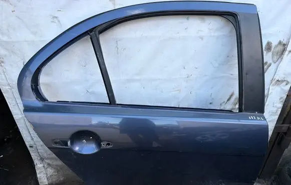 Mitsubishi Lancer X Rear door