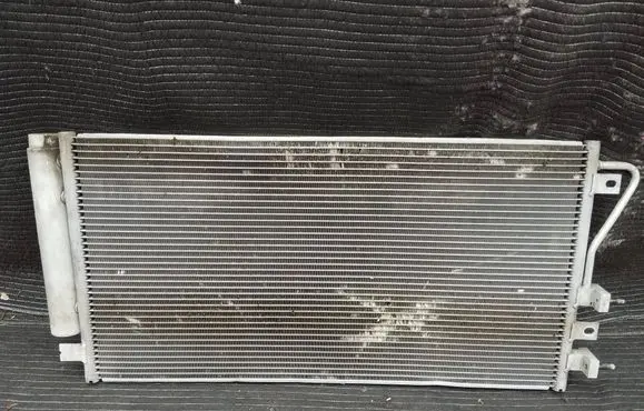 A/C cooling radiator (condenser)