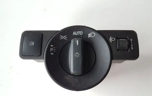 Mercedes-Benz V Class W447 Light switch A4479058100 10105856 0765
