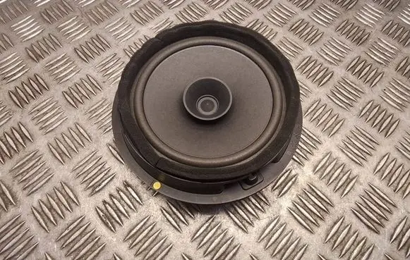 Suzuki Vitara (LY) High frequency speaker in the rear doors 3910263TA0