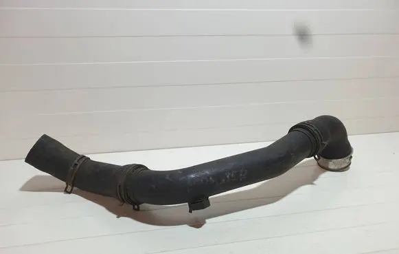 Intercooler hose/pipe