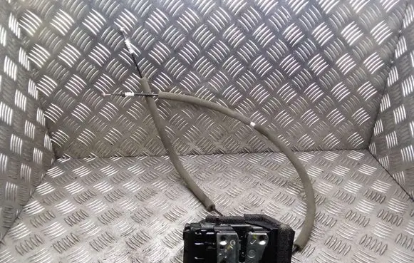 Nissan Qashqai Rear door lock
