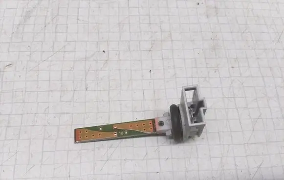 Volkswagen Golf V Interior temperature sensor 4B0820539