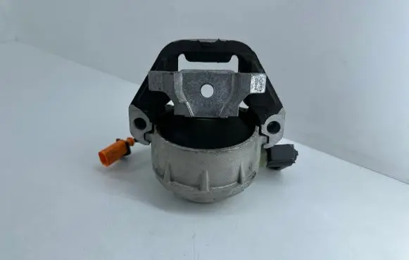 Audi A7 S7 4G Engine mount bracket 4g0199381