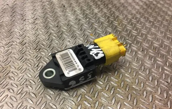 Mercedes-Benz A W169 Airbag deployment crash/impact sensor 1698202226