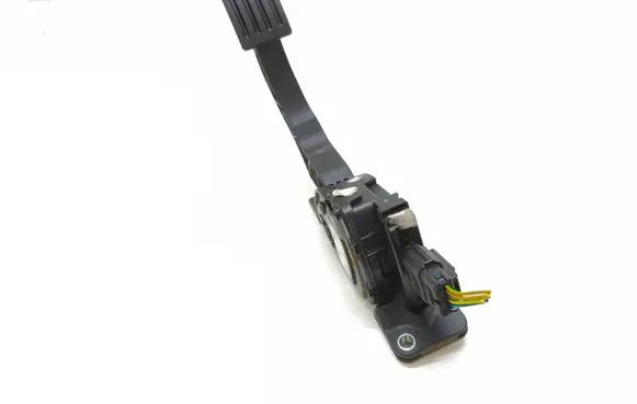 Ford Focus Accelerator throttle pedal BV619F836AB BEV241600 6PV01036830
