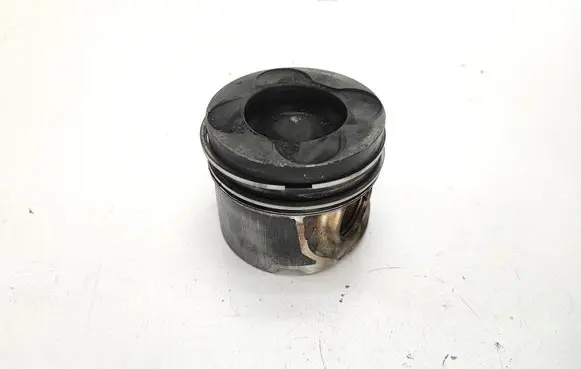 Piston
