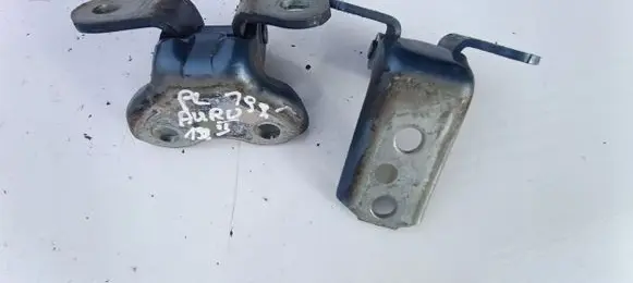 Toyota Auris E180 Front door hinge set 