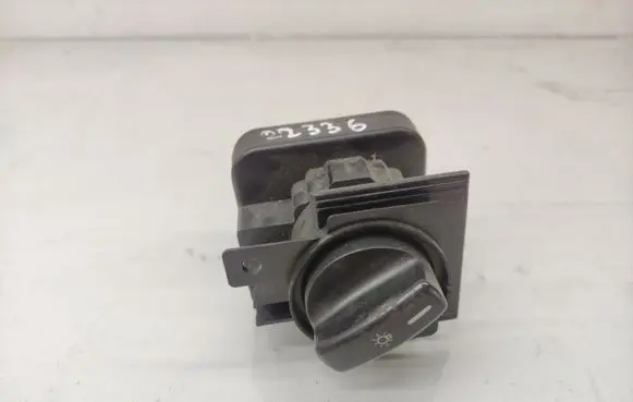 Mercedes-Benz B W245 Light switch 1695451004