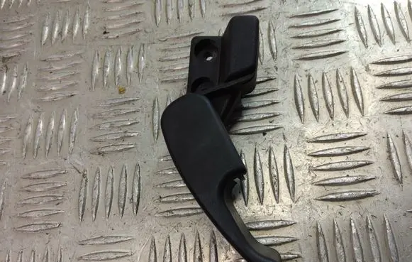 Audi A3 S3 8L Engine bonnet (hood) release handle 1h1823533