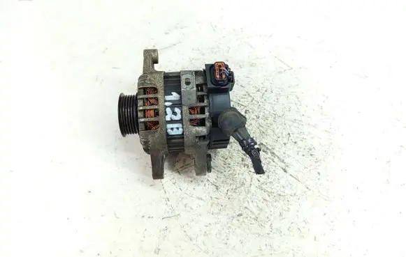 Hyundai i20 (PB PBT) Generator/alternator 37300-03100 2655633