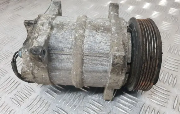 Volvo S70 V70 V70 XC Air conditioning (A/C) compressor (pump) 767D576458 8708581