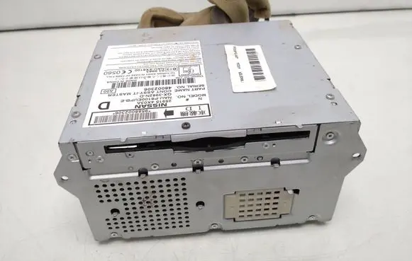Nissan Navara D40 CD/DVD changer 259154X03A