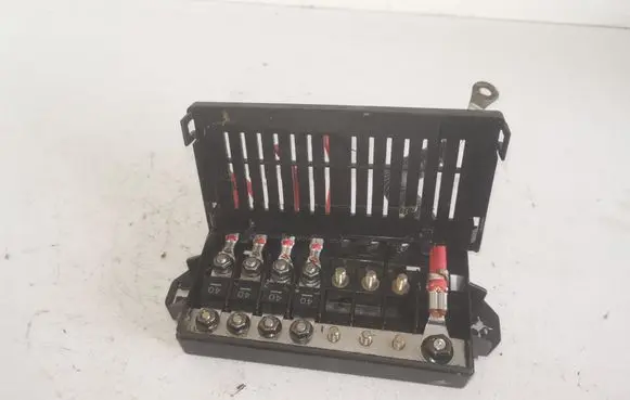 Volvo S80 Fuse module 9162321 9162323