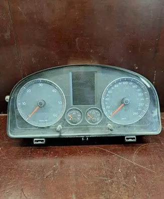 Volkswagen Touran I Speedometer (instrument cluster) 1T0920872F