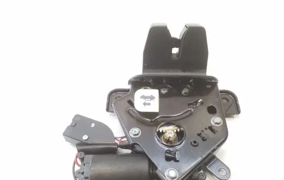 Tailgate/trunk/boot lock/catch/latch