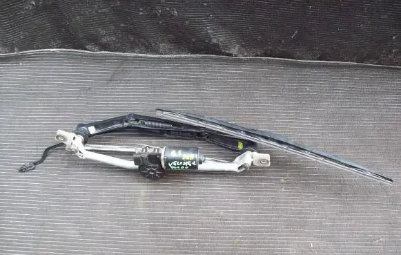 Front wiper linkage