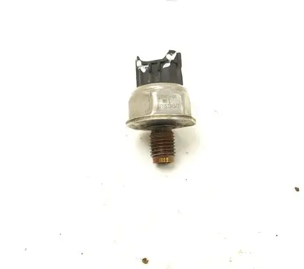 Fuel pressure sensor